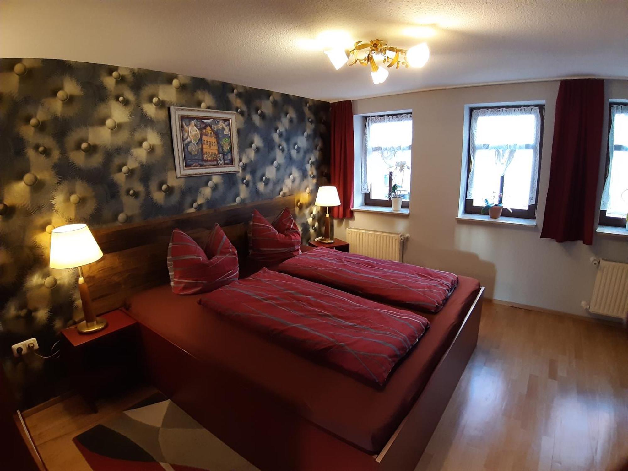 Zum Kleinen Riesen Apartment Erfurt Bilik gambar