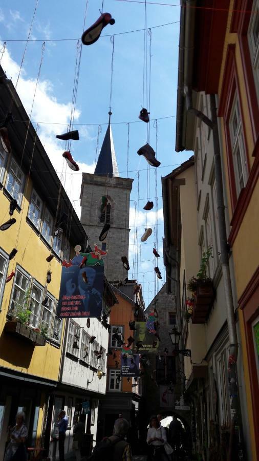 Zum Kleinen Riesen Apartment Erfurt Luaran gambar
